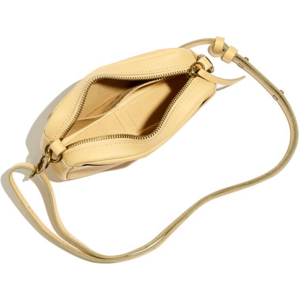 Madewell Mini The Leather
Carabiner Crossbody Bag - Picture 5 of 12